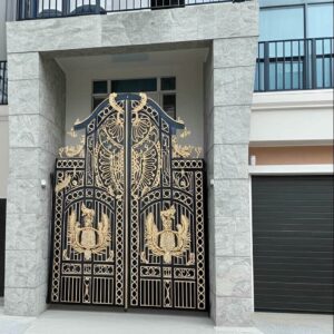درب حیاط فرفورژه در نوشهر