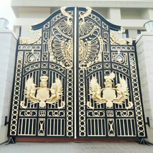 درب حیاط فرفورژه در قائمشهر