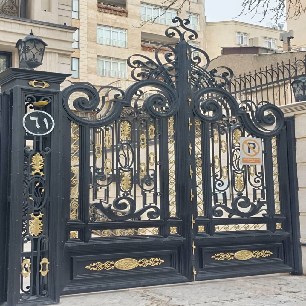 قیمت درب حیاط فرفورژه ویلایی در قزوین