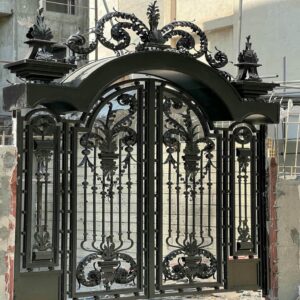 درب حیاط فرفورژه در فیروزکوه
