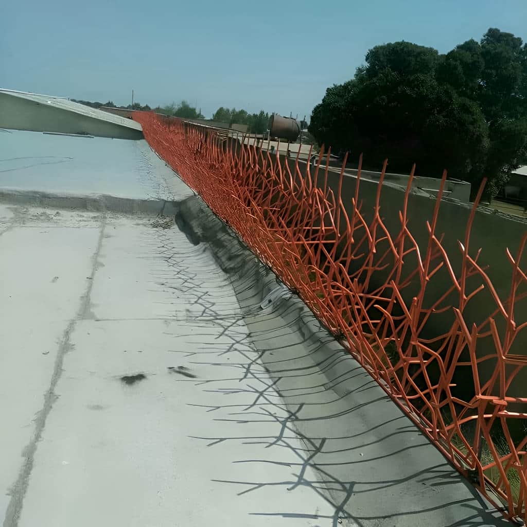 حفاظ روی دیوار با شاسی فلزی مستحکم