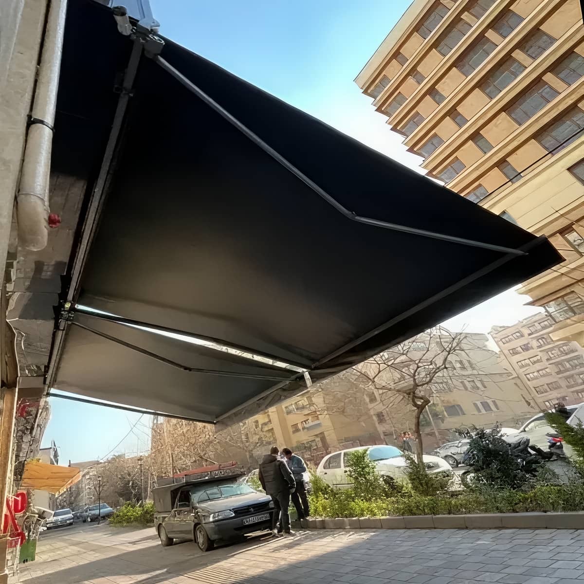 سایبان برقی کافه و رستوران با پارچه ضد UV
