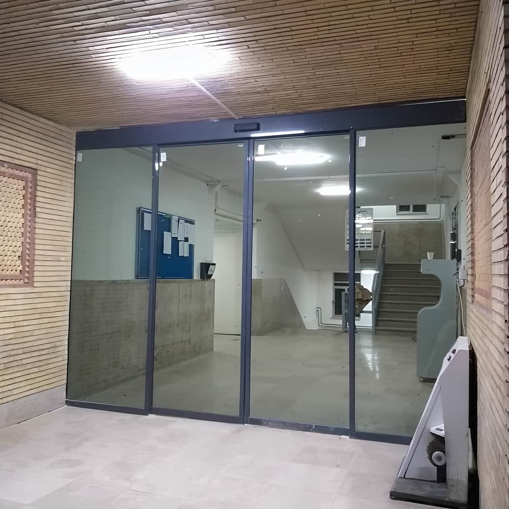 نصب تخصصی درب اتوماتیک شیشه ای
