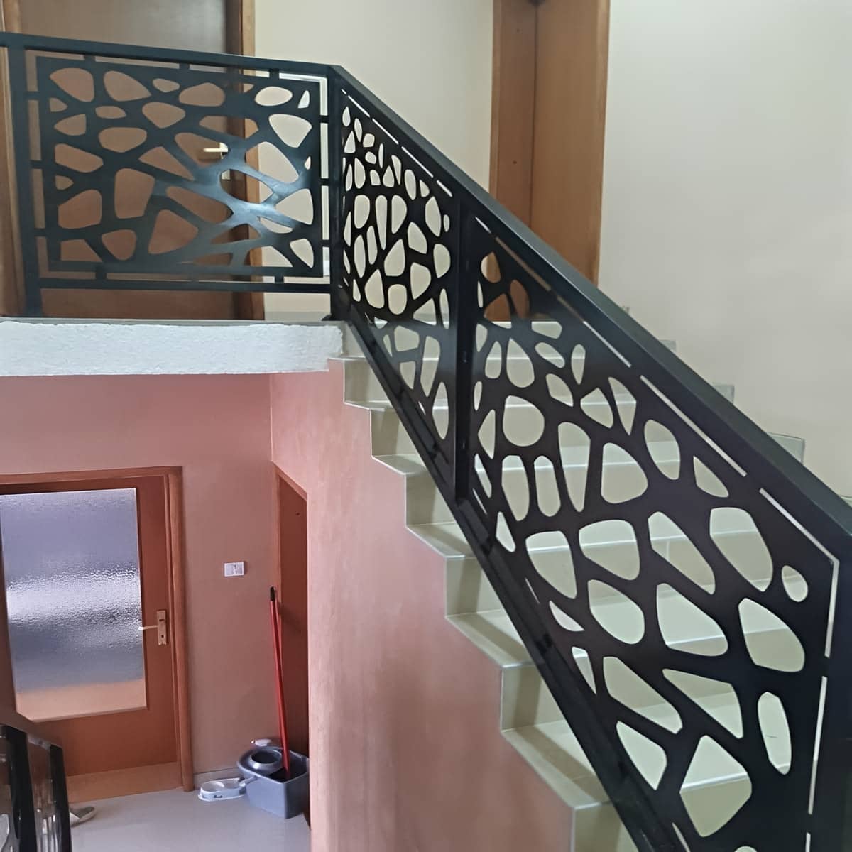 نرده سی ان سی با طرح سفارشی