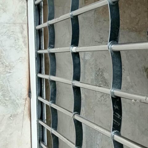 کرکره برقی مناسب ساختمان های تجاری