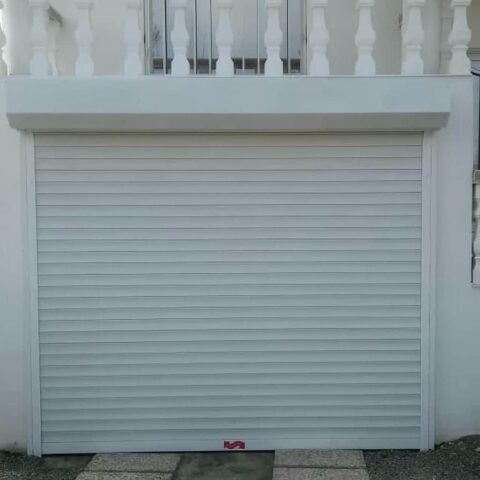 کرکره برقی مناسب درب پارکینگ خودرو ساختمان