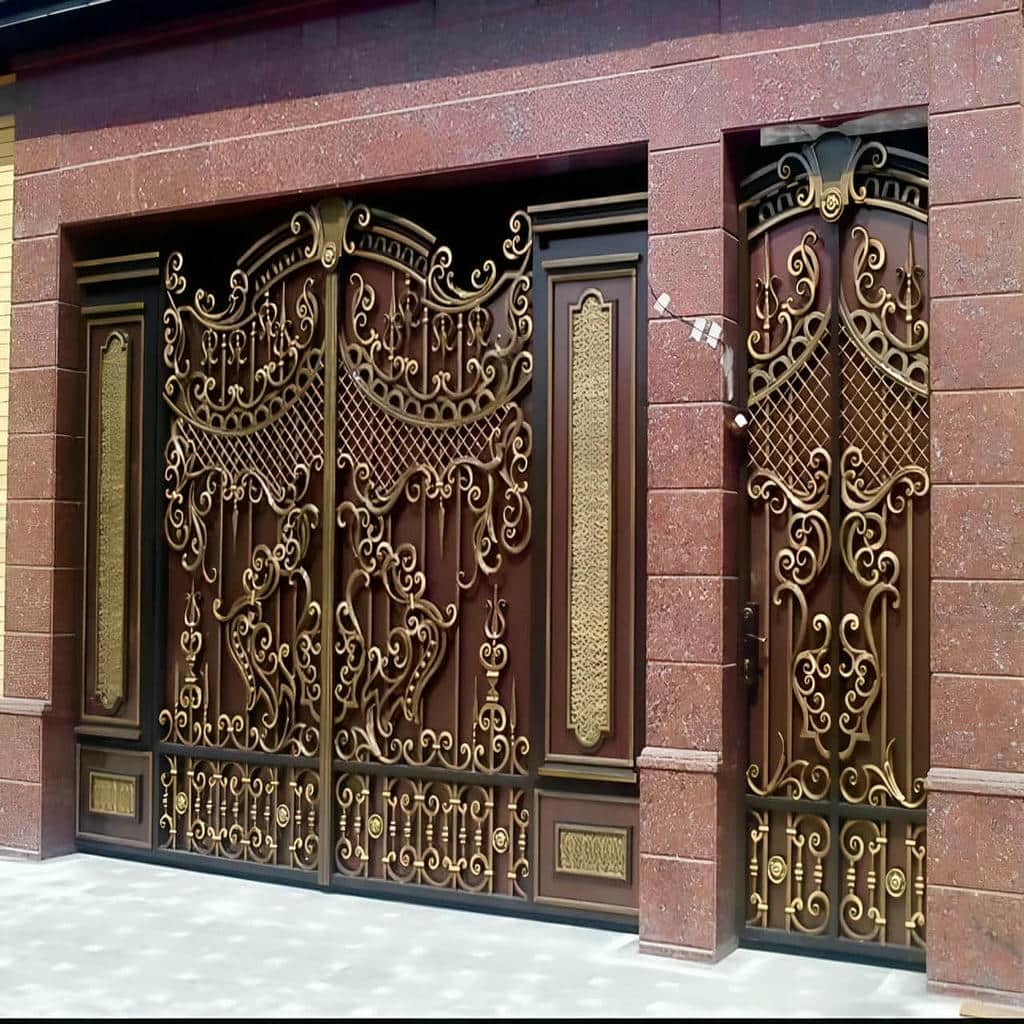 ساخت درب پارکینگ فلزی دو لنگه با کلاف تقویتی