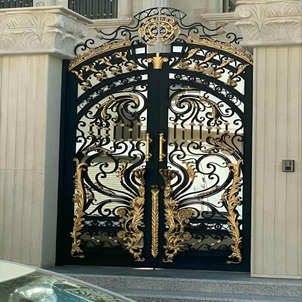قیمت درب پارکینگ فلزی نمای ساختمان با مشخصات سفارشی