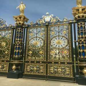 7 مدل درب پارکینگ شاسی فلزی تقویت شده