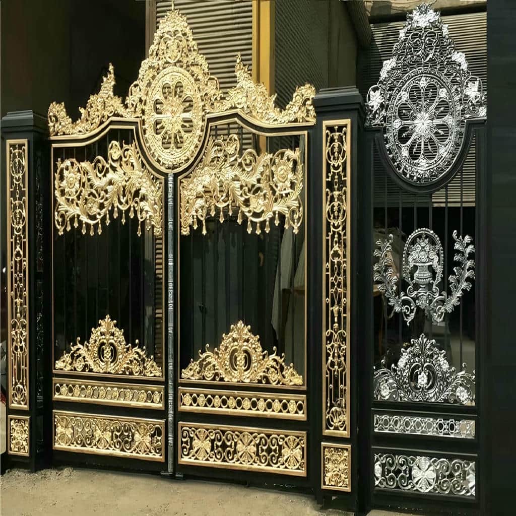 7 مدل درب حیاط مشبک نورگیر