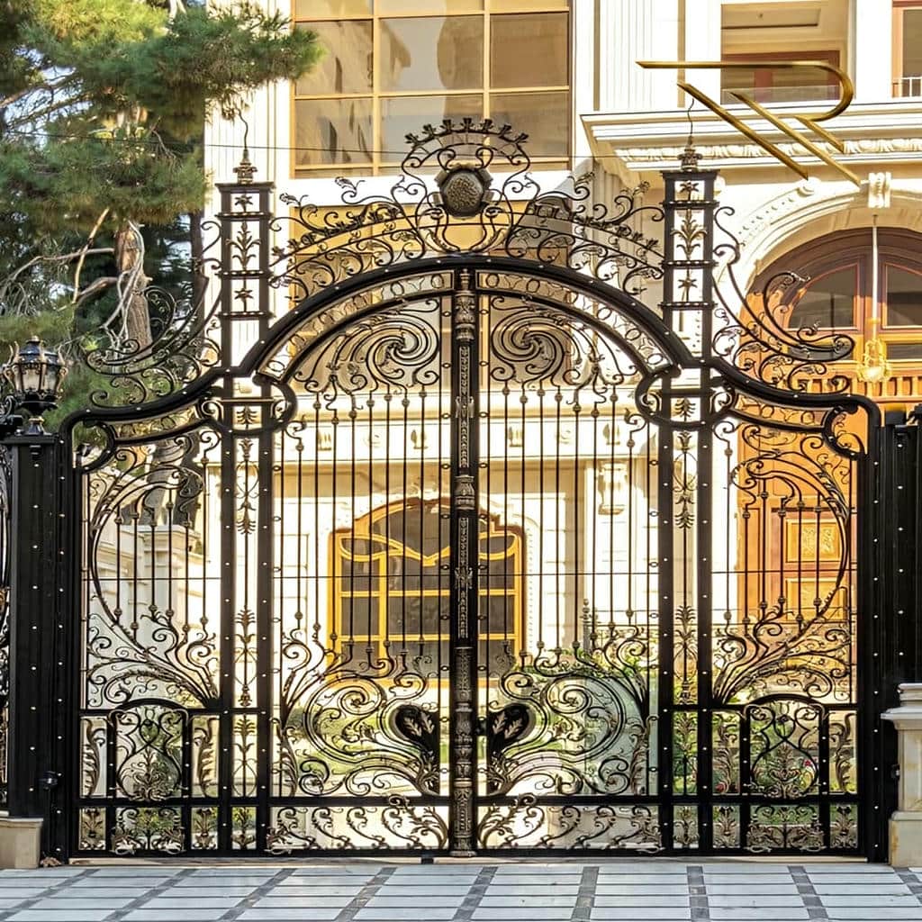 سفارش درب پارکینگ کشویی محوطه بر اساس ابعاد دهانه