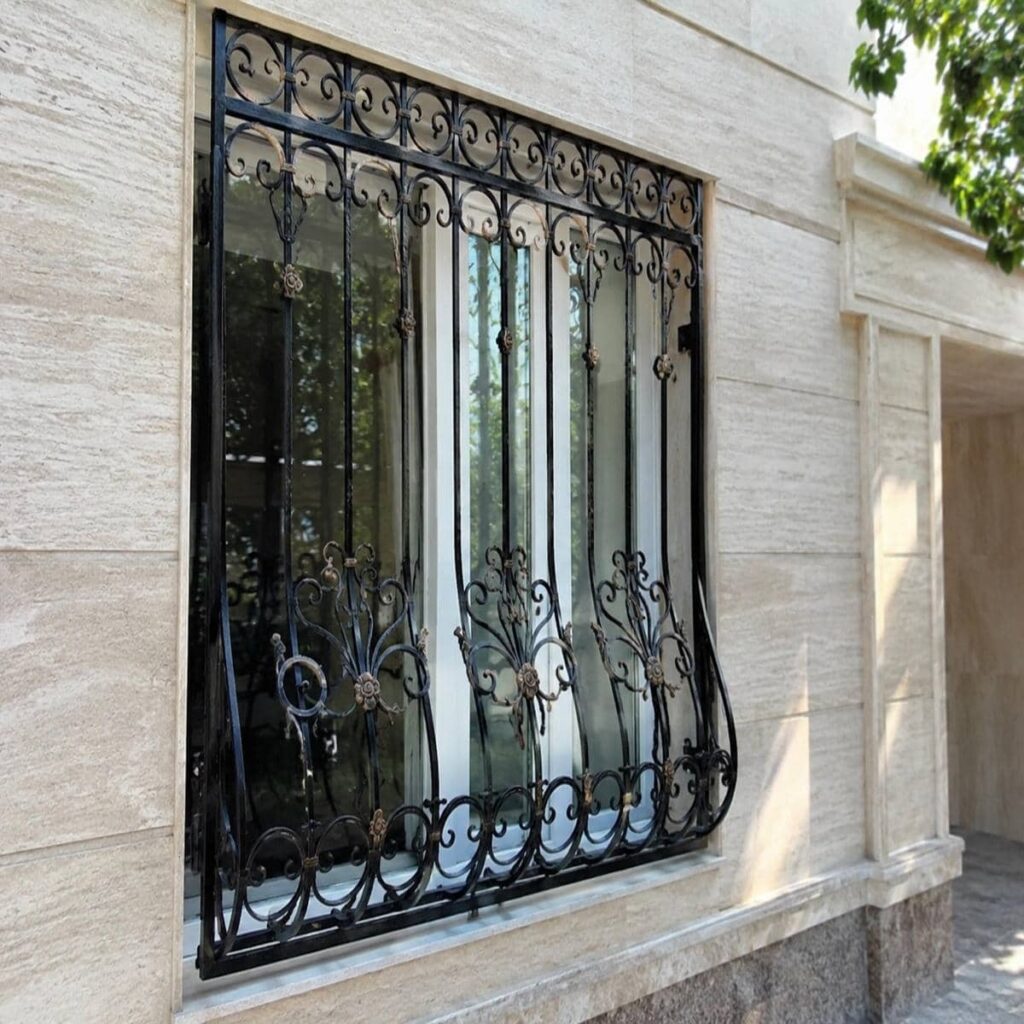 خدمات نصب حفاظ پنجره فرفورژه گل نرده