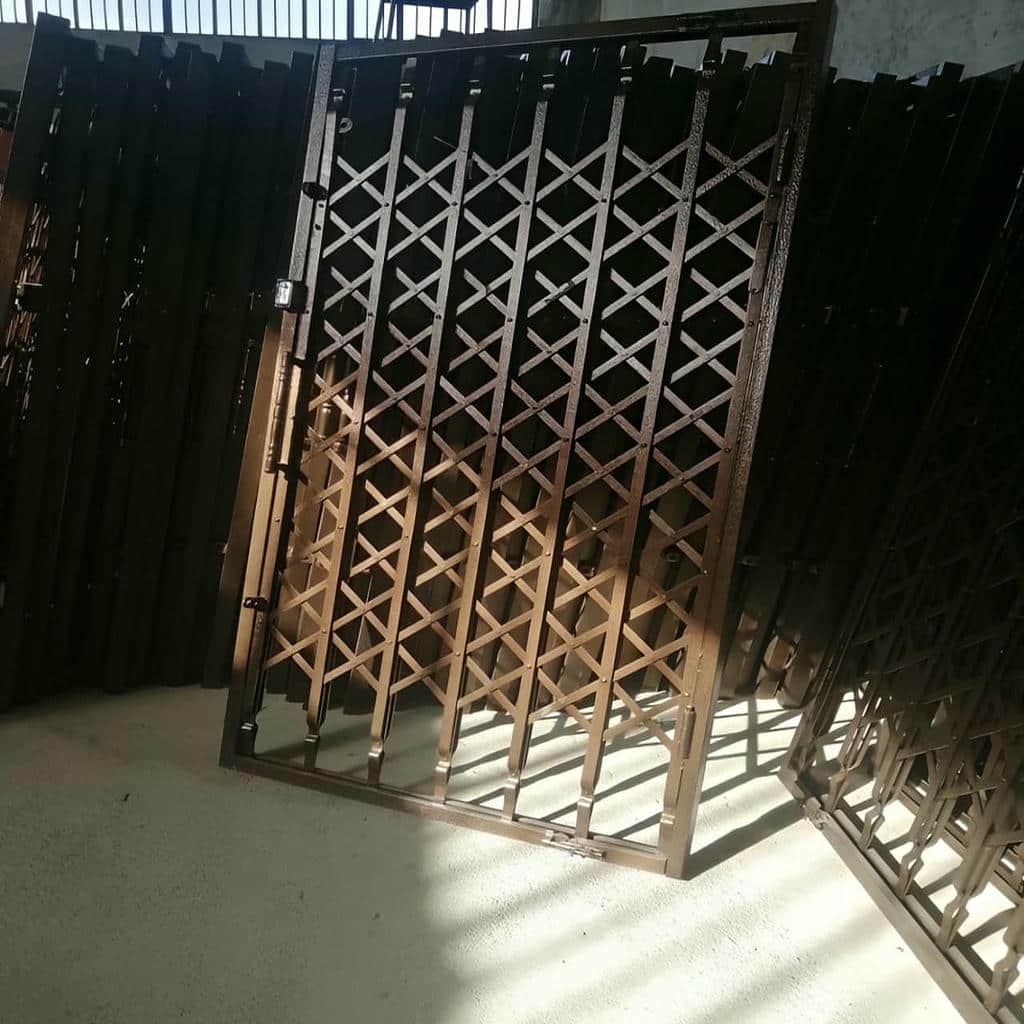 آینده درب آکاردئونی ضد سرقت در صنعت ساخت و ساز
