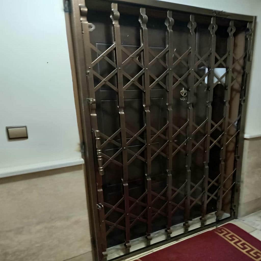 خرید درب آکاردئونی با قیمت مناسب