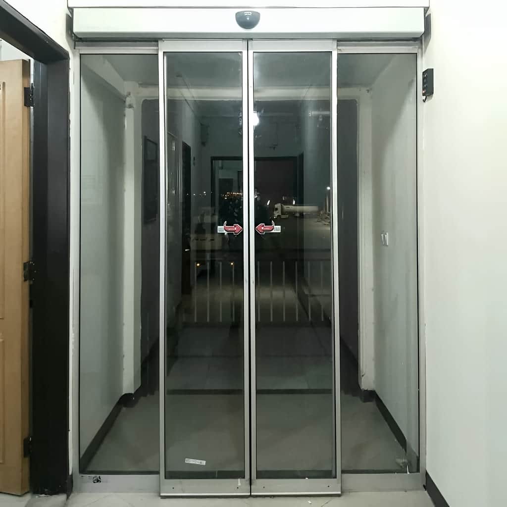 خرید درب اتوماتیک تلسکوپی کارتخوان برای دهانه محدود