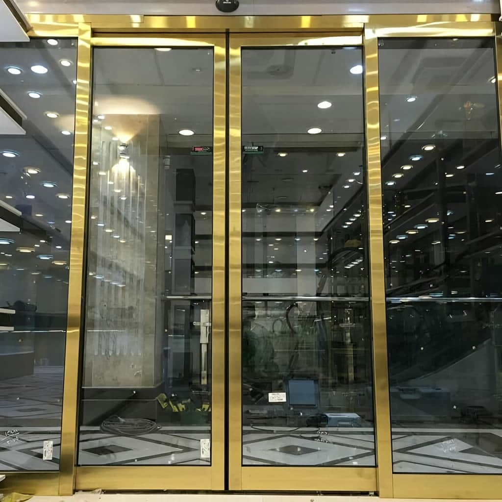 خرید درب اتوماتیک گردان سهباله برای ورودی لابی اداری
