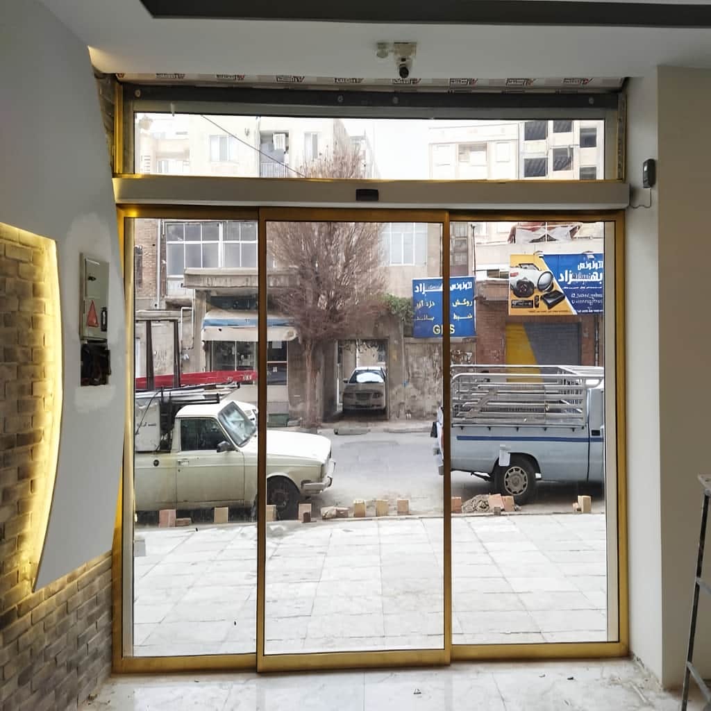 نصب درب اتوماتیک بیمارستانی مجهز به سنسور ایمنی