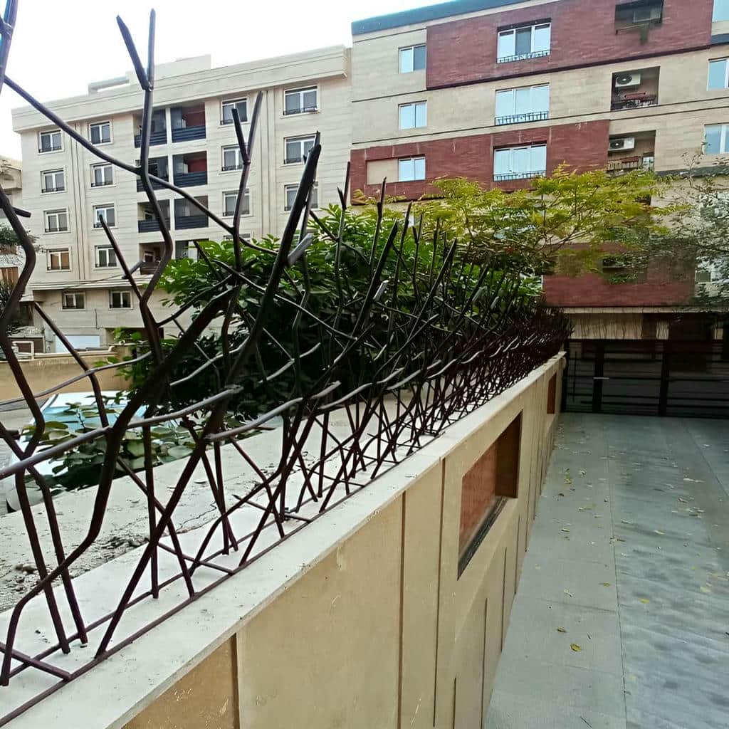 خرید حفاظ شاخ گوزنی آبشاری برای نمای ورودی ویلا