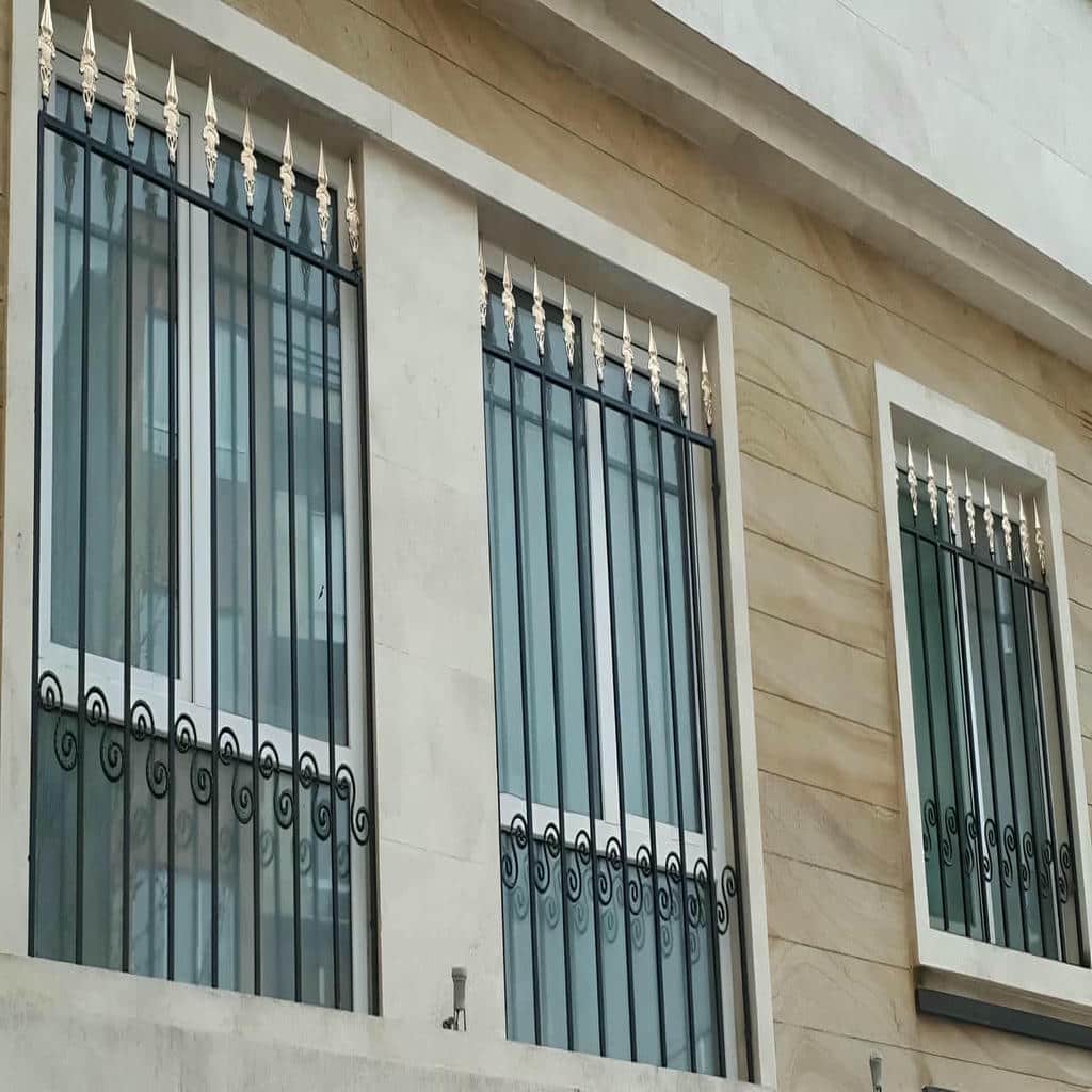 نرده پنجره فلزی شاسی دار برای پروژه دهانه عمیق