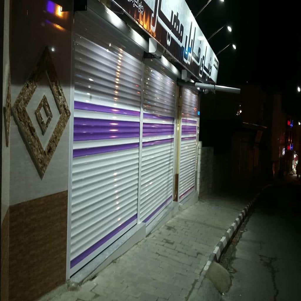 خرید کرکره برقی رنگی نمای فروشگاه متناسب با پروژه