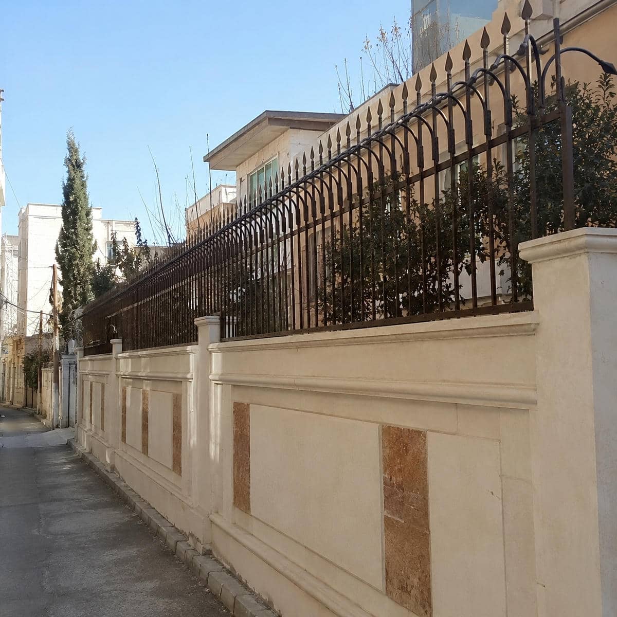11 طرح حفاظ دیوار فلزی ردیفی
