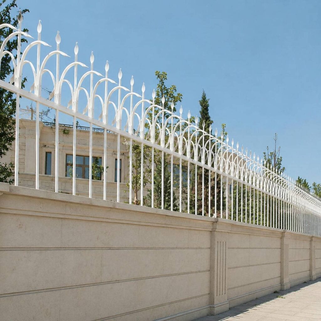 خدمات نصب حفاظ فلزی ردیفی روی دیوار فرسوده