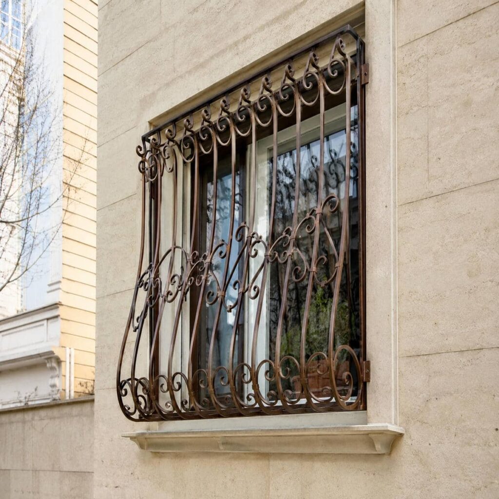 خرید حفاظ پنجره بالکن تراس متناسب با جان‌پناه