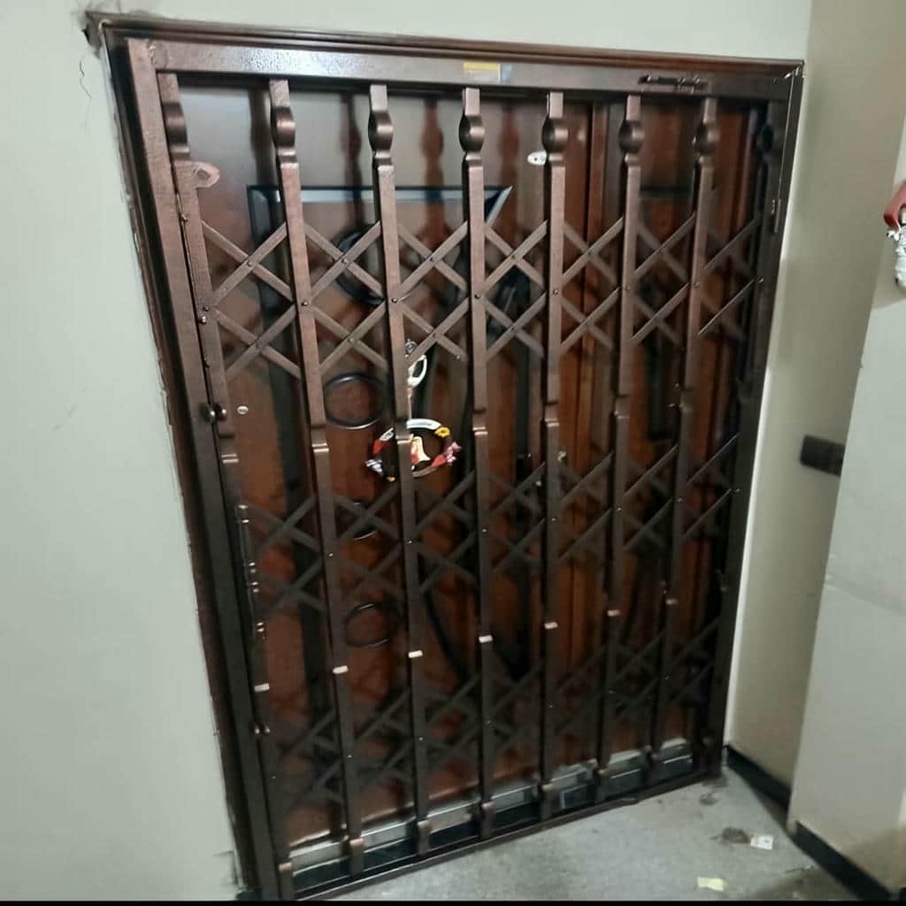 مرکز ارائه و نصب درب آکاردئونی ضد سرقت برای مدل‌های ساده و کاربردی