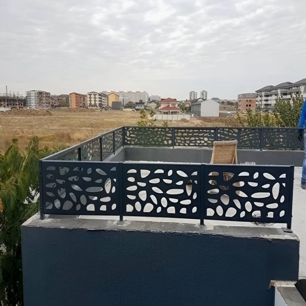 حفاظ بالکن فلزی سفارشی