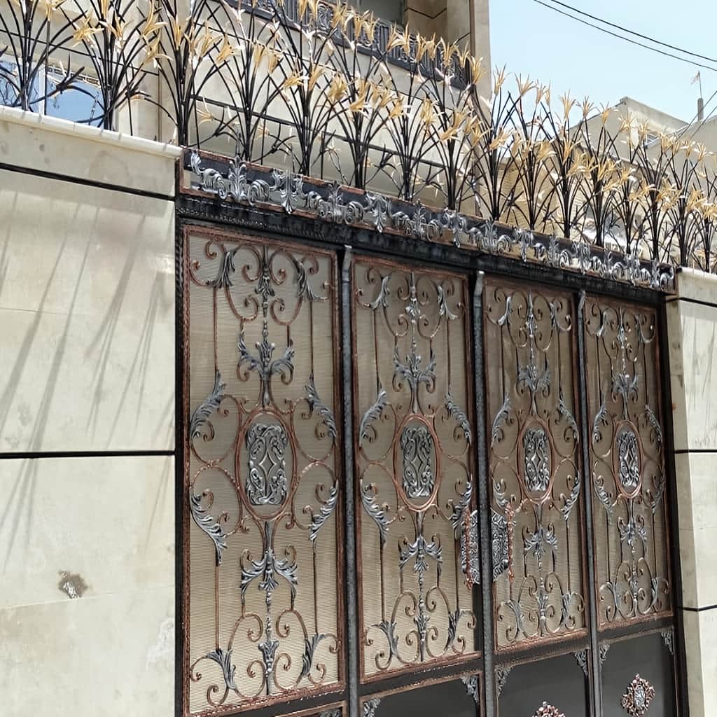 مرکز فروش حفاظ لیلیوم سفارشی برای انتخاب رنگ و طرح هماهنگ با نما