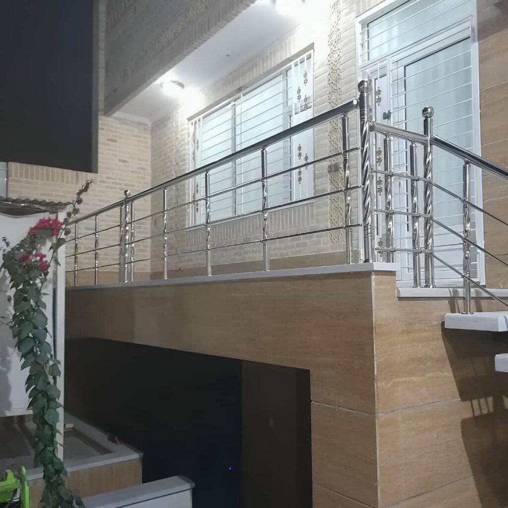 حفاظ تراس با طراحی خاص حفاظ تراس با طراحی خاص