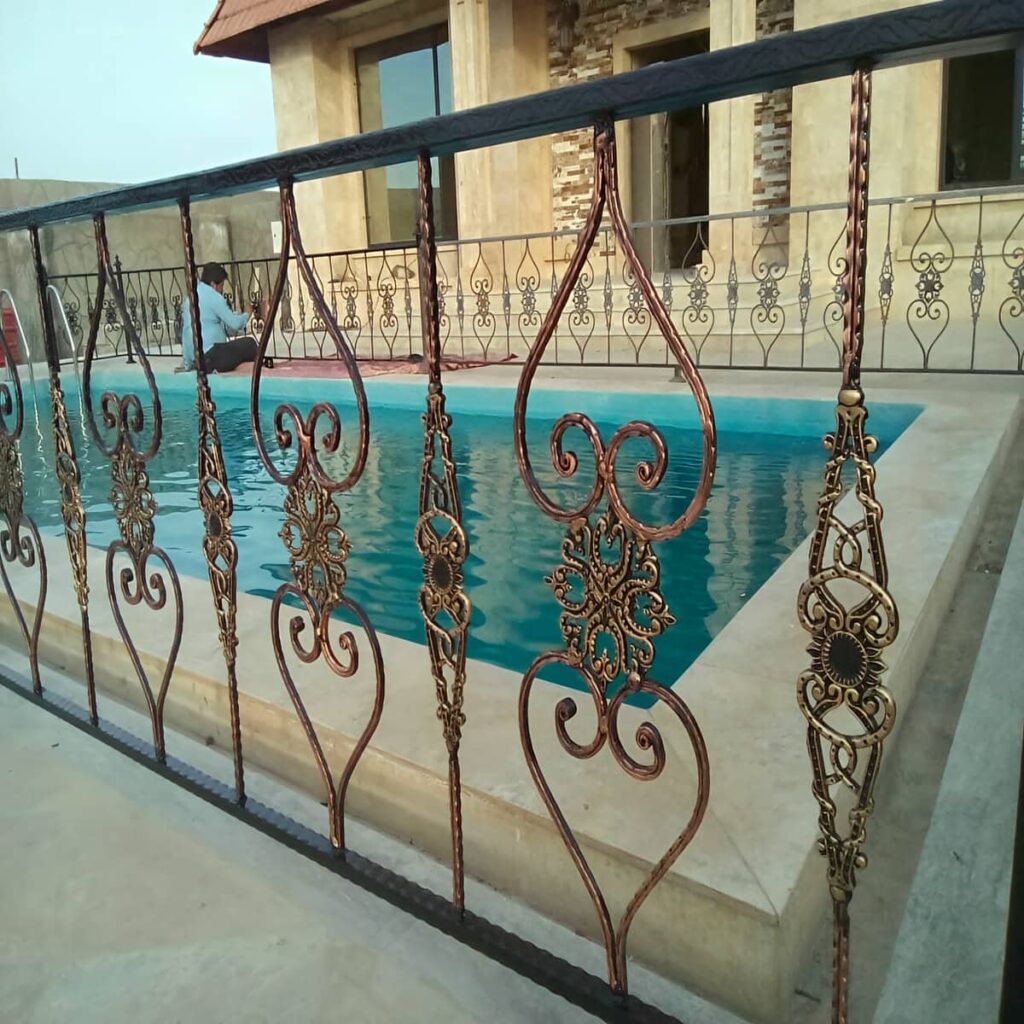 جزئیات فلزی کلاسیک