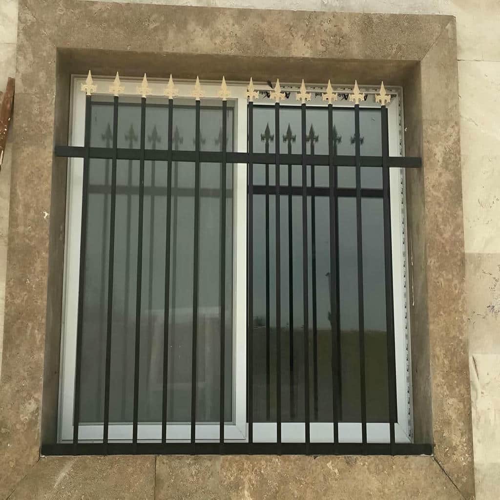 حفاظ پنجره سفارشی برای پنجره طبقه همکف در تبریز حفاظ پنجره سفارشی برای پنجره طبقه همکف در تبریز
