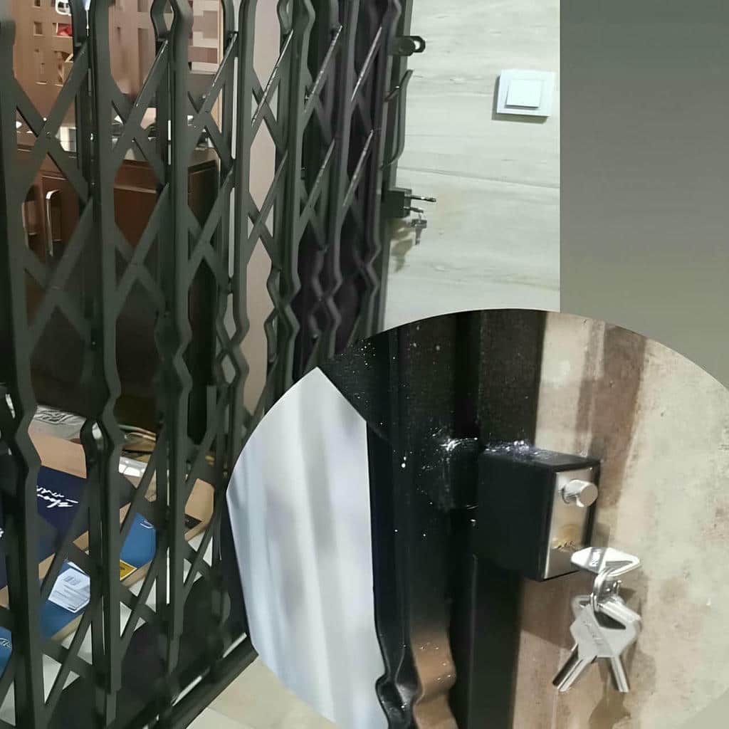 محافظ درب ورودی با پوشش رنگ در استان اصفهان محافظ درب ورودی با پوشش رنگ در استان اصفهان