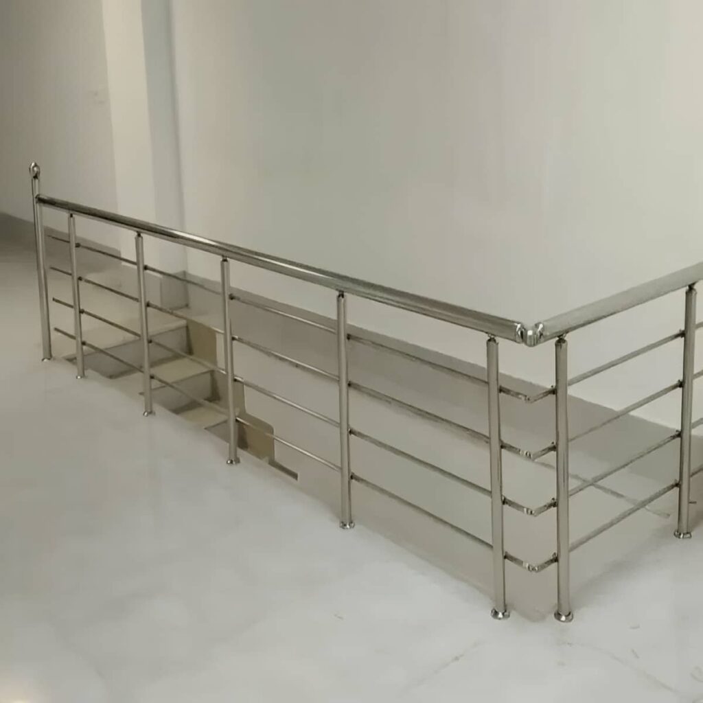 نرده راه پله استیل با دستگیره براق