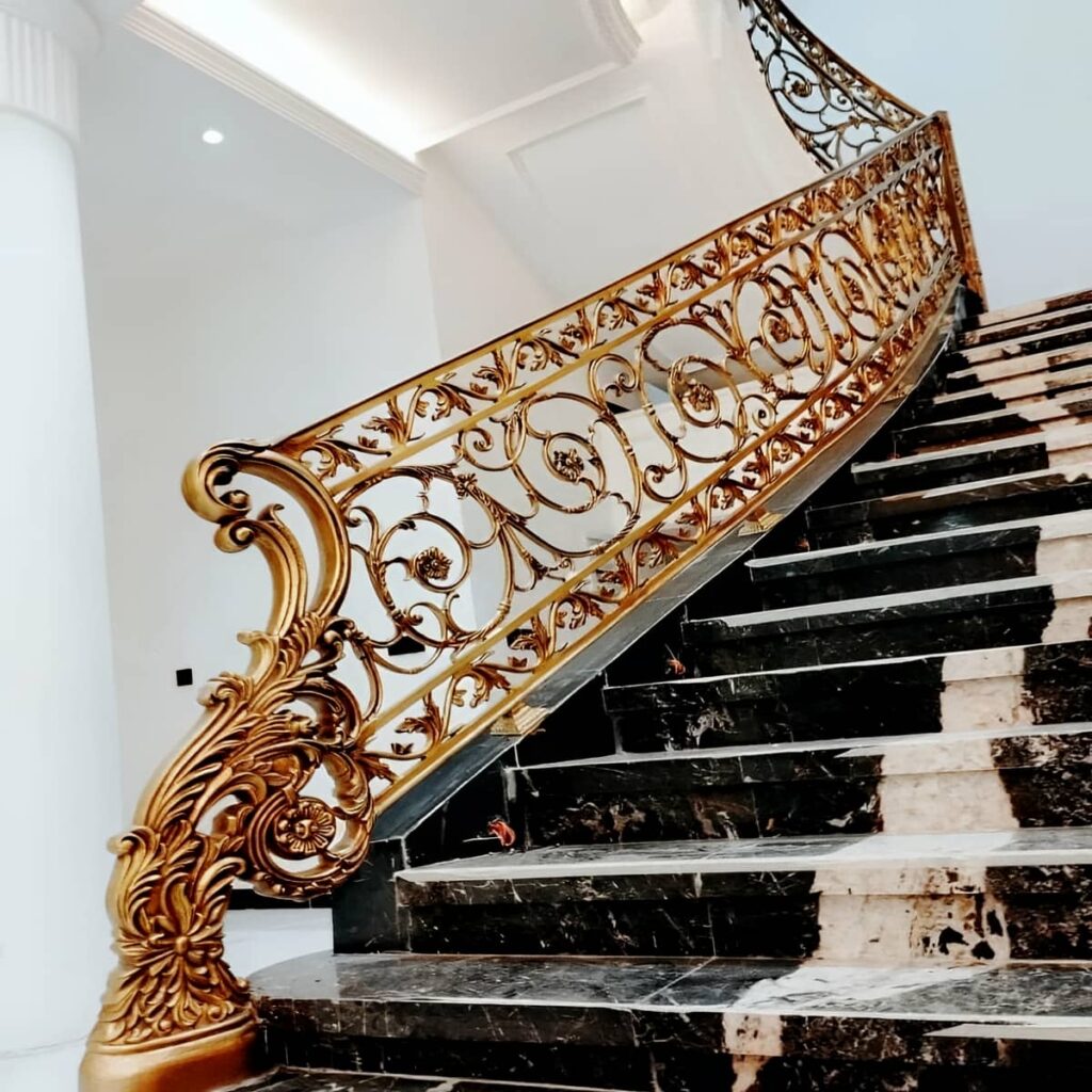 نرده راه پله تزئینی برای دوبلکس در استان یزد
