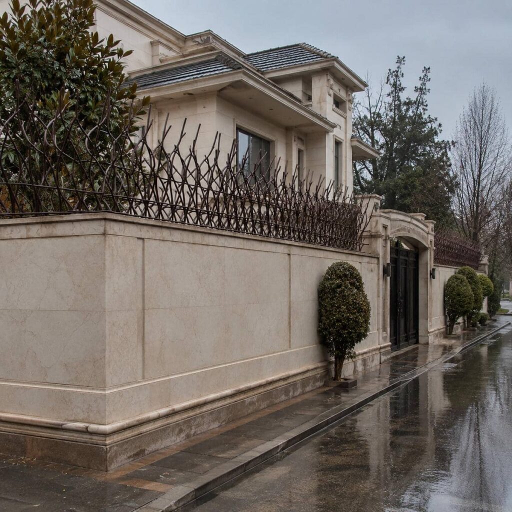 نمونه اجرای حفاظ دیوار روی دیوار آجری