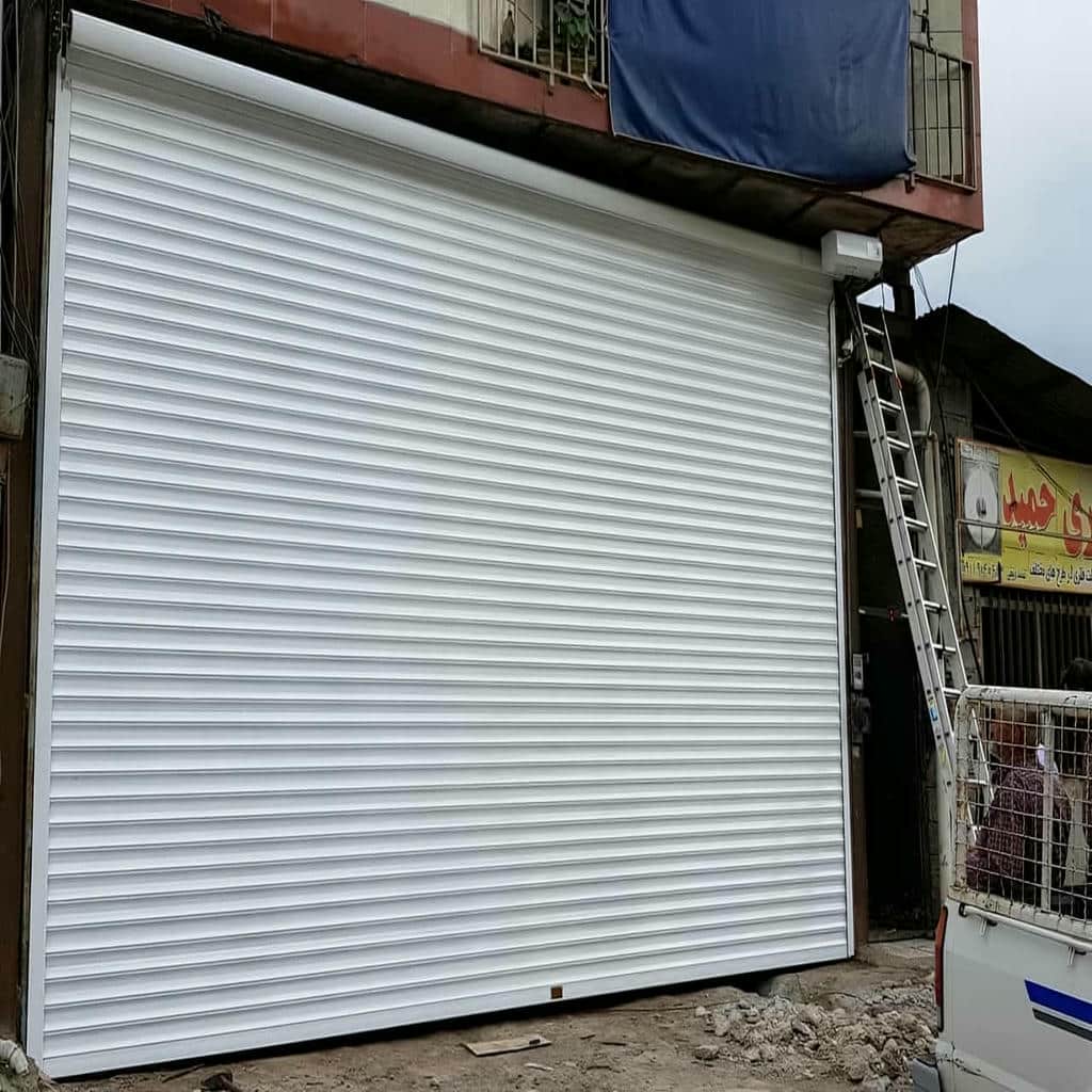 کرکره برقی ریموت دار برای پارکینگ مسکونی