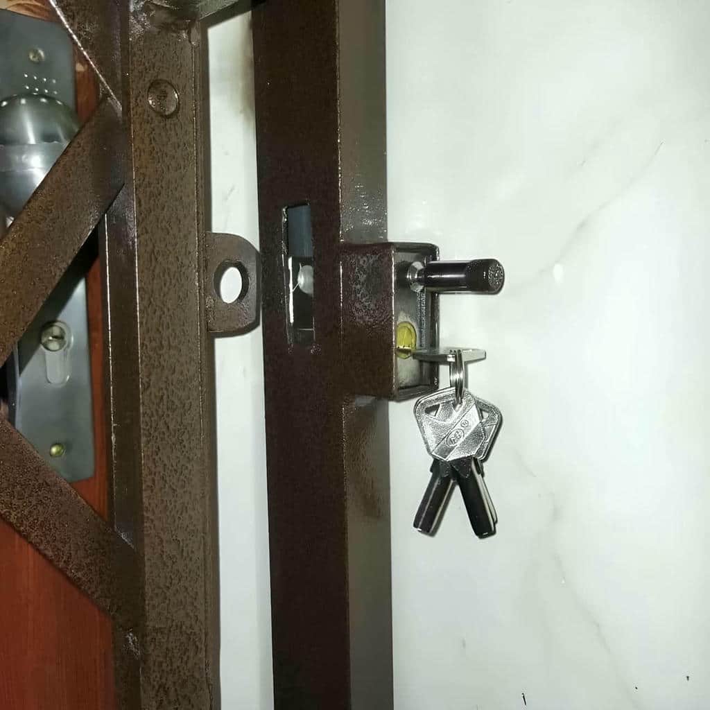 گارد آکاردئونی ساری با شبکه فلزی جمع شونده گارد آکاردئونی ساری با شبکه فلزی جمع شونده