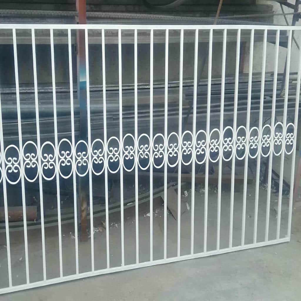 گارد پنجره برای طبقه همکف در استان مرکزی گارد پنجره برای طبقه همکف در استان مرکزی