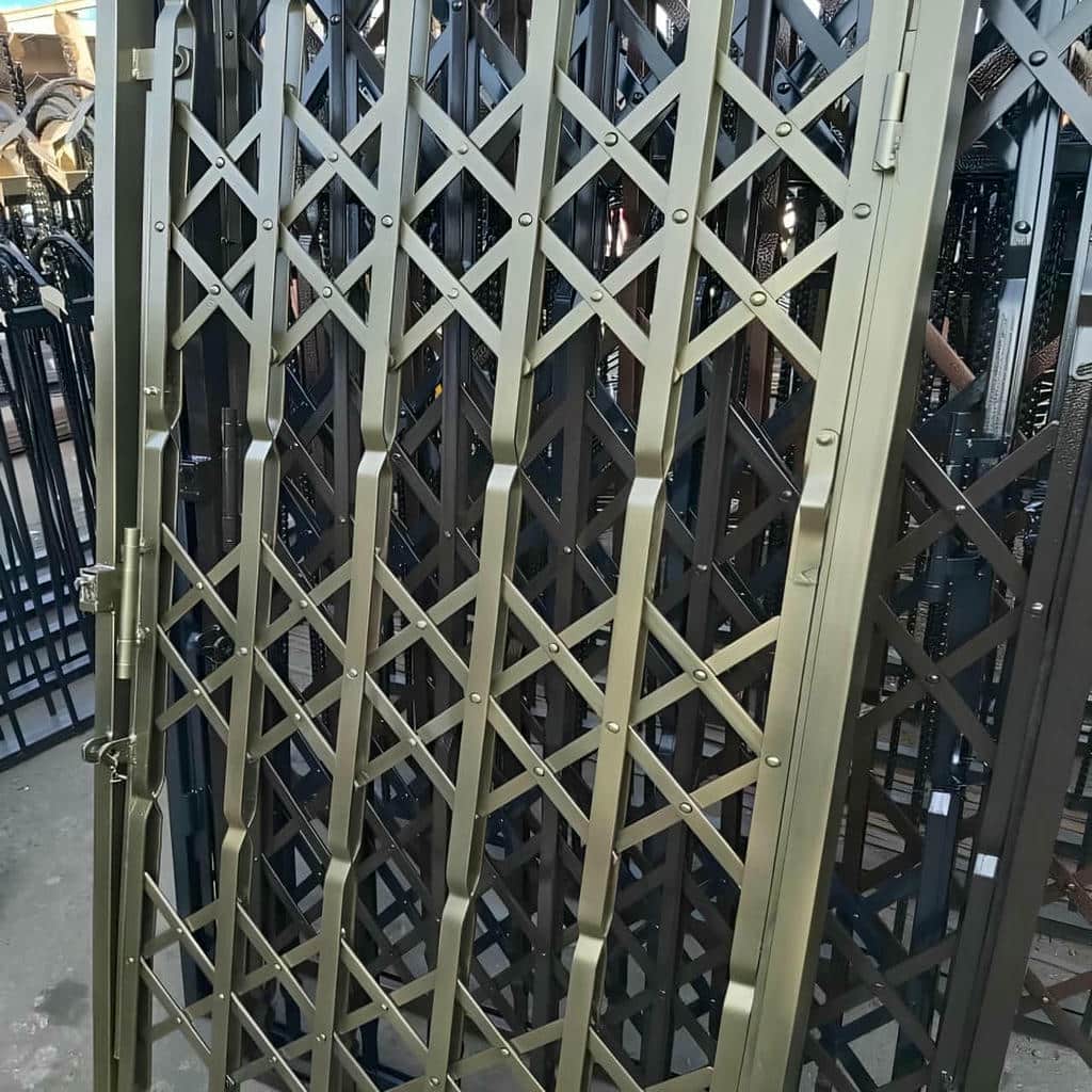 مرکز فروش و سفارش حفاظ درب آکاردئونی در استان آذربایجان شرقی